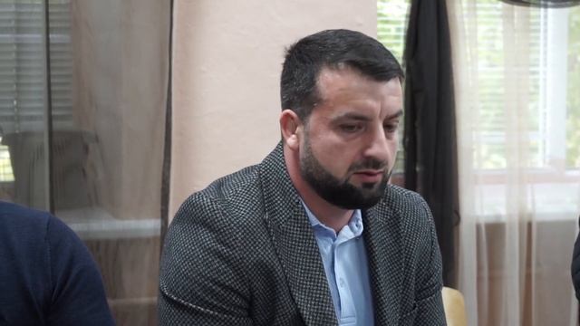 СОШ 8 урок Герои настоящего времени смотреть онлайн