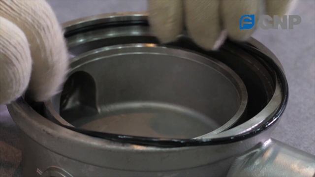 Процесс сборки вертикального многоступенчатого центробежного насоса CNP CDMF.