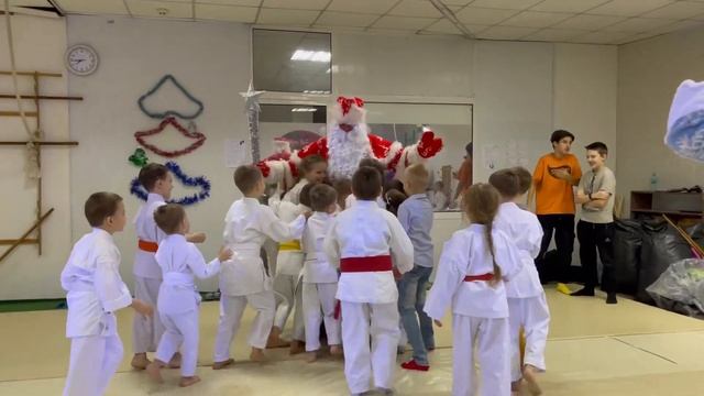 Новогодняя Tatami-party на Городке смотреть онлайн