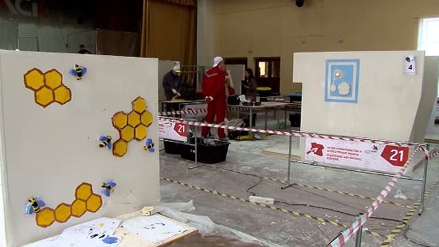 Саратовские студенты соревнуются в кладке кирпича смотреть онлайн