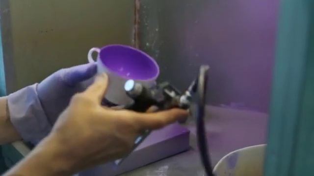 Как производится фарфоровая посуда. Глазурование чашки из костяного фарфора смотреть онлайн