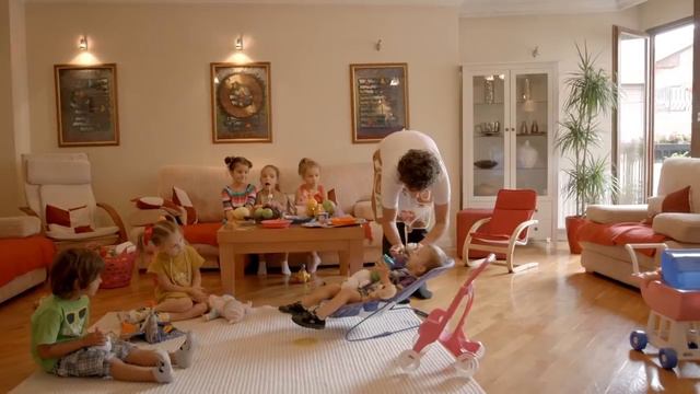 Doni - Ushqen femijet Muzikli Stilin kshtu e kam смотреть онлайн