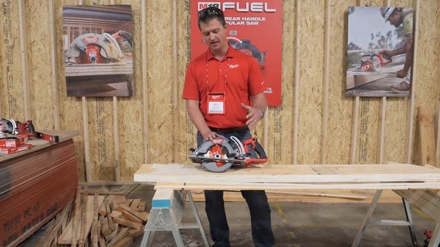 Milwaukee NPS19 M18 Fuel Rear Handle Circular Saw Intro смотреть онлайн