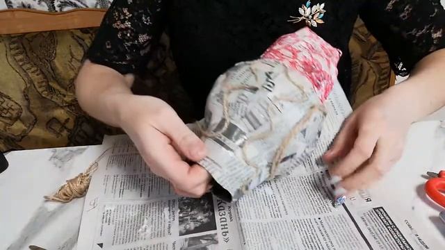 Мастер класс по изготовлению вазы из газет. Часть 2. Декорирование смотреть онлайн