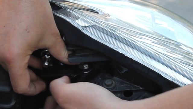 Montaż Siłowników Maski TOYOTA PRIUS III XW30 / Bonnet Dampers for TOYOTA PRIUS III XW30 смотреть онлайн