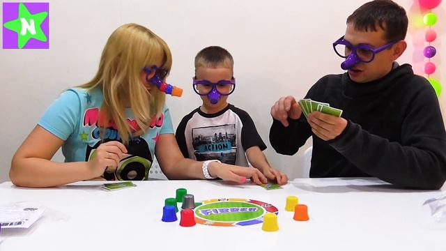 Фиббер от Spinmaster игра распаковка Игры для детей. Играем в Fibber. Мистер Никита Видео для детей смотреть онлайн