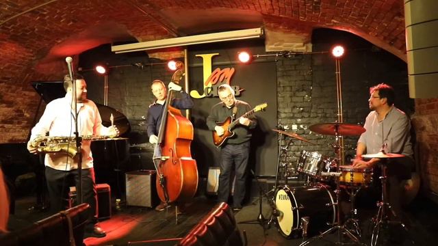 Tea for Two Cha Cha - Jam Club (16.12.2019), jazz guitar, saxophone смотреть онлайн