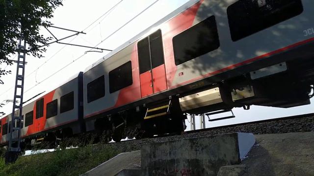 Электропоезд ЭС1-010 "Ласточка" сообщением Адлер - Майкоп смотреть онлайн