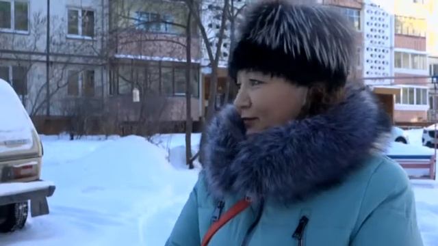 Уборка снега во дворе (14.02.2019) смотреть онлайн
