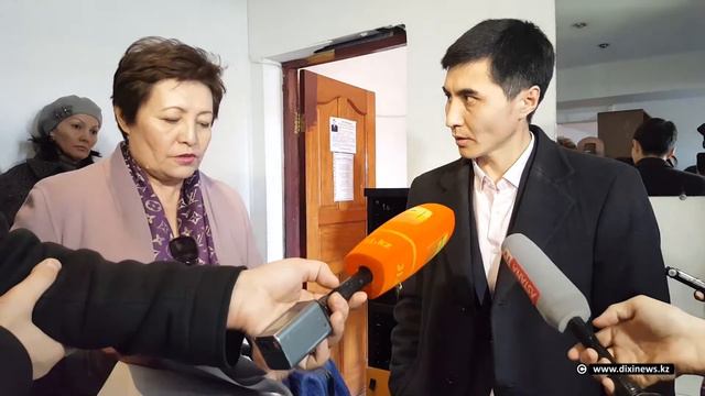 Жильцы "наезжают" на директора обслуживающей компании смотреть онлайн