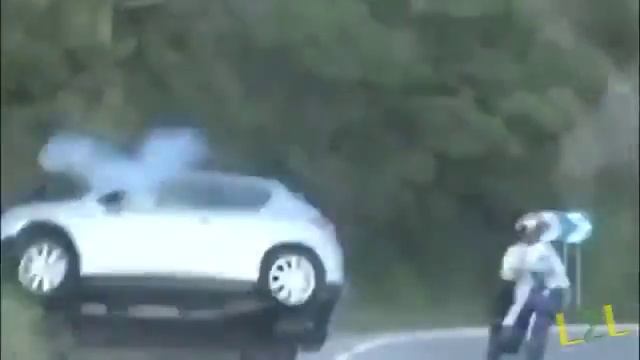 Неудачный дрифт! Нарезка Unsuccessful drift! Thread смотреть онлайн