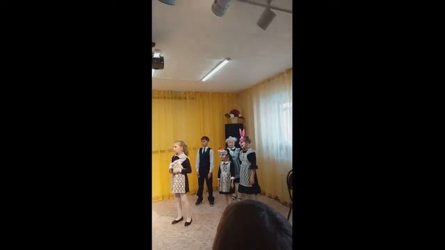 Театральная студия «New Life». Спектакль «В стране вечных каникул» смотреть онлайн