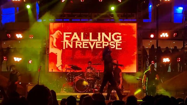 Falling In Reverse "Rolling Stone" live 01.26.2023 at ShipRocked 2023 - Sold Out смотреть онлайн