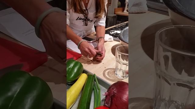 How to peel ginger. Как чистить имбирь. смотреть онлайн