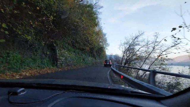 5 По дороге в г. Белладжо (Bellagio) , у озера Комо. Италия. Швейцария. смотреть онлайн