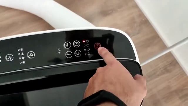 Кондиционер мобильный ELECTROLUX EACM-10 HR/N3 белыйНомер товара: 1031