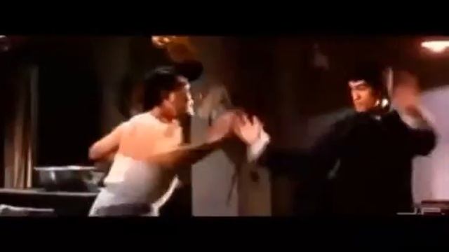 Почему умер Брюс Ли смотреть онлайн