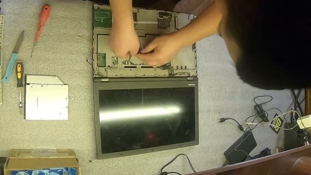 Повне розбирання ноутбука Lenovo ThinkPad W541 _ Полная разборка ноутбука Lenovo ThinkPad W541 смотреть онлайн