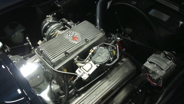 Iconic 1963 Chevrolet Corvette Fuelie смотреть онлайн