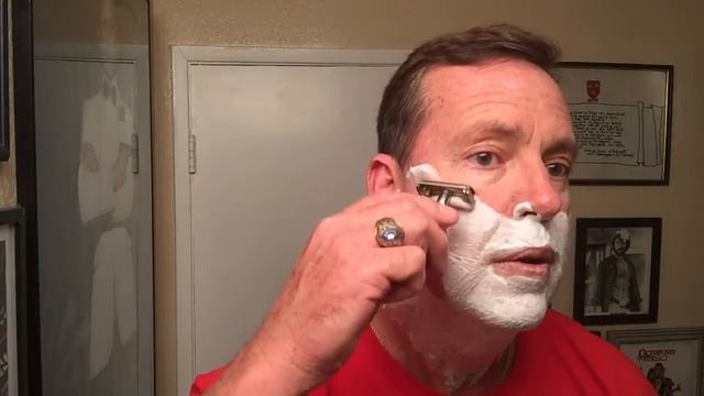 Polo Red Aftershave, first use & a vintage 1959 Gillette Red Tip Razor. A nice Friday night shave. смотреть онлайн