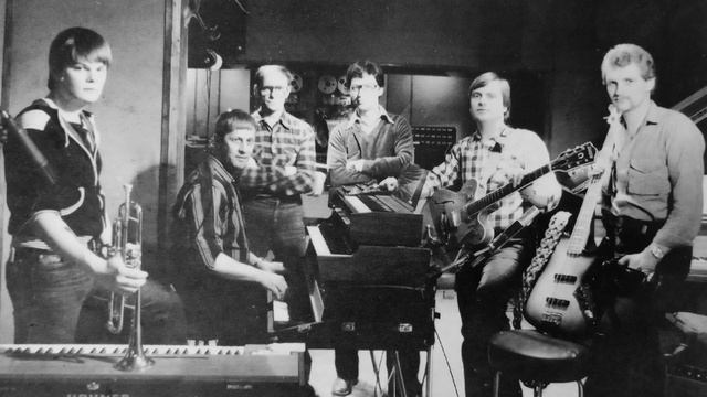 UPPTAKT - HÖGT SPEL (LP 1979) смотреть онлайн