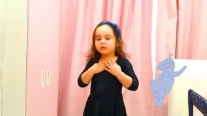 У жирафа пятна пятнышки | Детская песня про животных | Детские песни с движениями  |