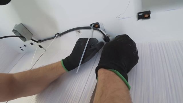 Делаем розетки для кухни по правилам. Перенос розеток. Обзор нового инструмента смотреть онлайн