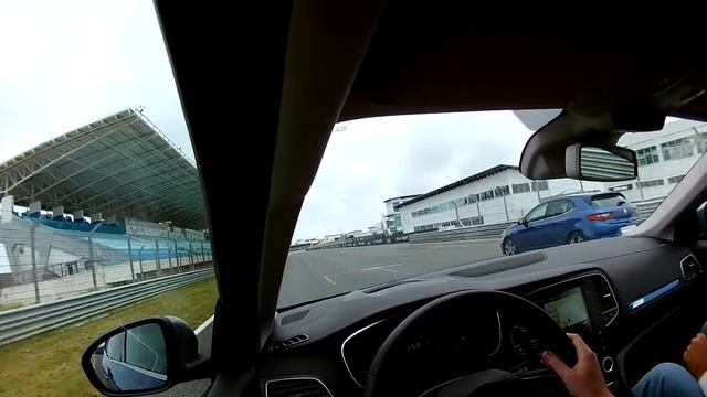 Megane 4 GT 1.6 tce Estoril Renault Passion Days 2017 смотреть онлайн