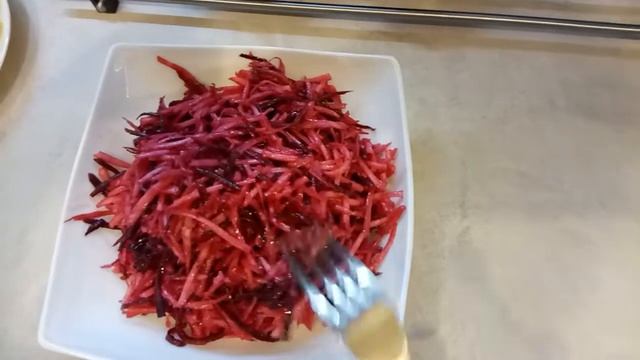 Капуста кольраби. Невероятно вкусный и очень полезный салат. смотреть онлайн