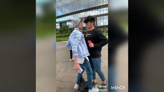 Крутые музыкальные видео в Тик Ток! смотреть онлайн