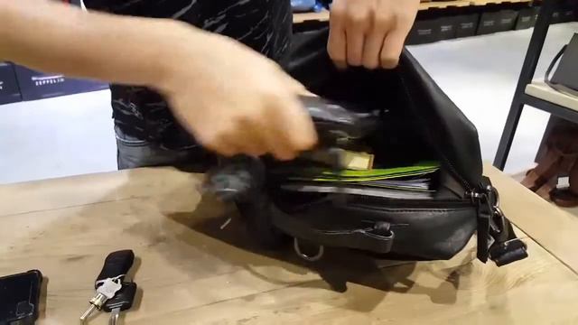 Zeppelin Backpack S38 - 3 in 1 style смотреть онлайн