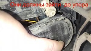 Замена лампочек Н7 ближнего света Лада Приора