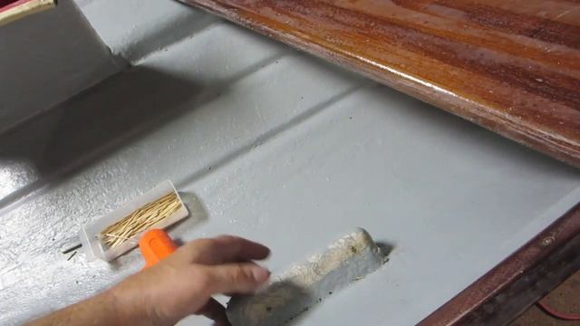 Как вкрутить шуруп. How To Screw A Screw In.