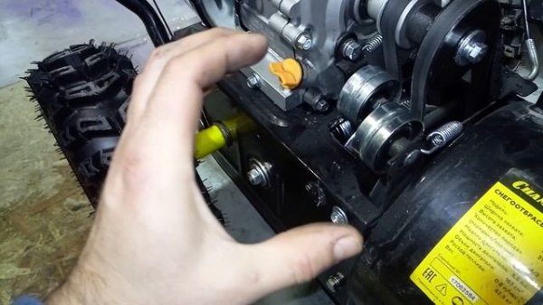 Обслуживание снегоуборщика чемпион