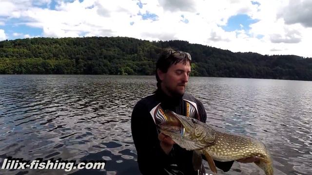 Щука,Судак с лодки (Рыбалка в Германии) смотреть онлайн