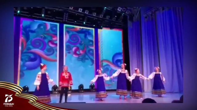 Флешмоб «Спасибо за Победу!» (Детский ансамбль народной песни «Первоцвет») смотреть онлайн