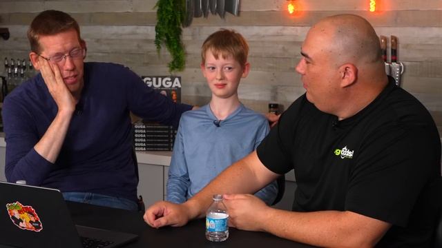 Outdoor Boys SCHOOLS me on surviving winter in ALASKA! смотреть онлайн