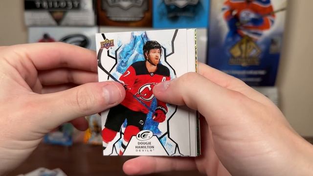 THESE ARE IN HERE?!? - 2021-22 Upper Deck Ice Hockey Retail Blaster Boxes x3 смотреть онлайн