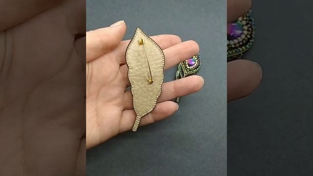Брошь ПЕРО ЖАР-ПТИЦЫ ручная работа