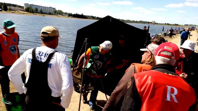 Взвешивание Сергея Бурдака (1-й тур) смотреть онлайн