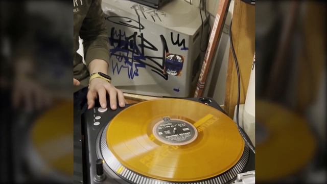 Каморская распаковка Vestax PDX 2300 / Unpacking смотреть онлайн