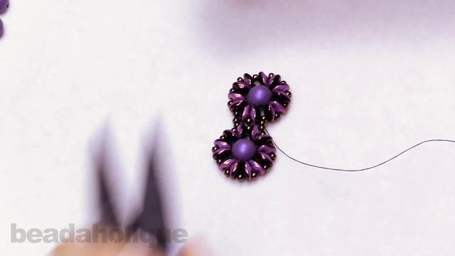 How to Attach a Bead Woven Focal to a CenterLine Cuff смотреть онлайн