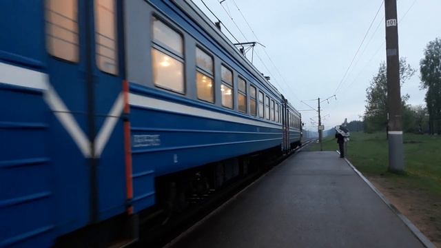 [БЧ] ЭЛЕКТРИЧКА ЭР9Т-718. ЭР9Т-686. Две по маршруту ОРША МИНСК.МИНСК-ОРША. смотреть онлайн