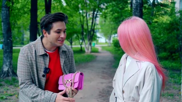 ПОМЕНЯЛИСЬ ТЕЛАМИ С МУЖЕМ | СКЕТЧ смотреть онлайн