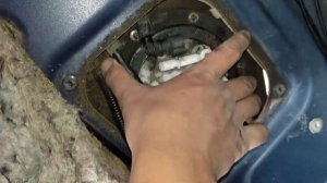 Mitsubishi space runner - бензонасос ауыстыру/замена бензонасоса/Автоэлектрик