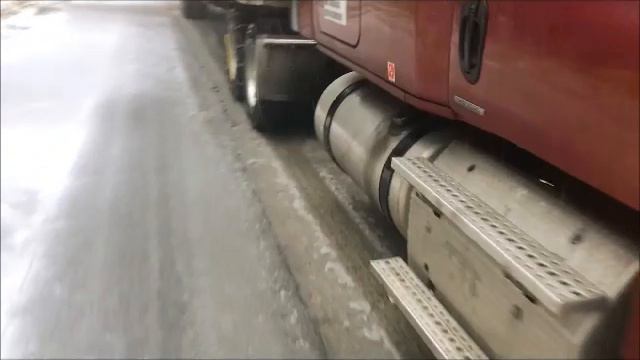 Вниманию тракдрайверов. Первый раз одеваю цепи на трак смотреть онлайн
