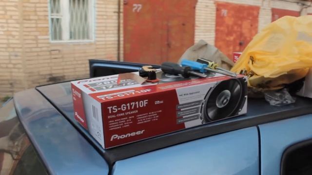 Установка колонок Volkswagen Golf 3 | Paradise Customs смотреть онлайн