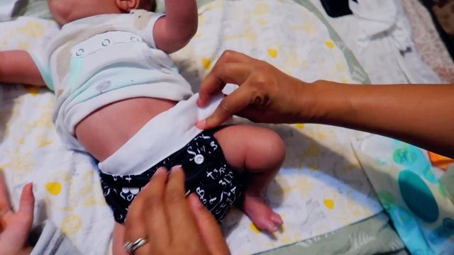 3 Beginner Folds to Cloth Diaper a Newborn Baby смотреть онлайн