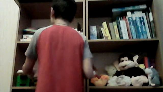 Разбираем полки с игрушками смотреть онлайн