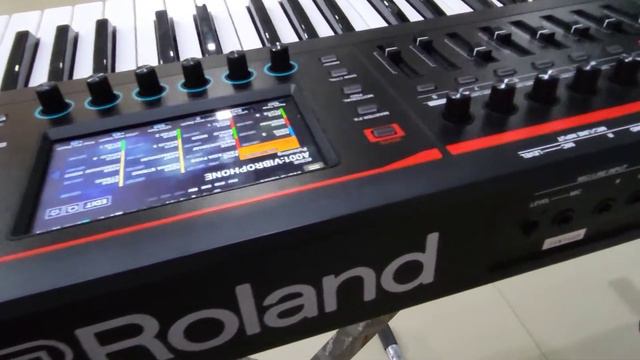 Roland FANTOM 06 смотреть онлайн